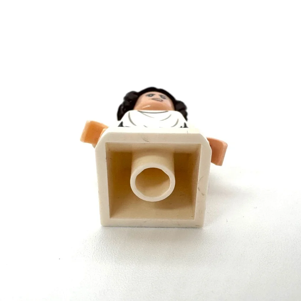 LEGO Star Wars Princess Leia Minifigure White Dress Detailed Belt sw1032